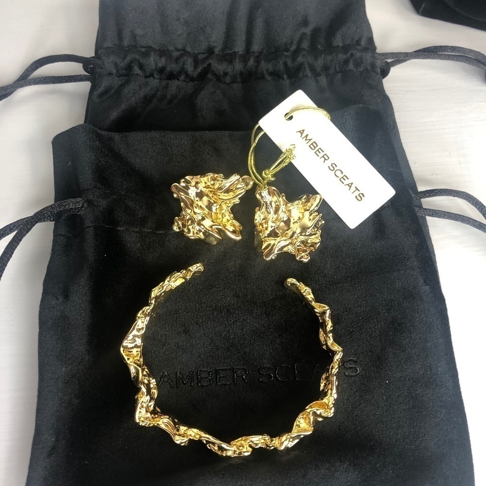 NEW Amber Sceats Emery cuff bracelet Reese earrings 24K Gold crushed sculptured